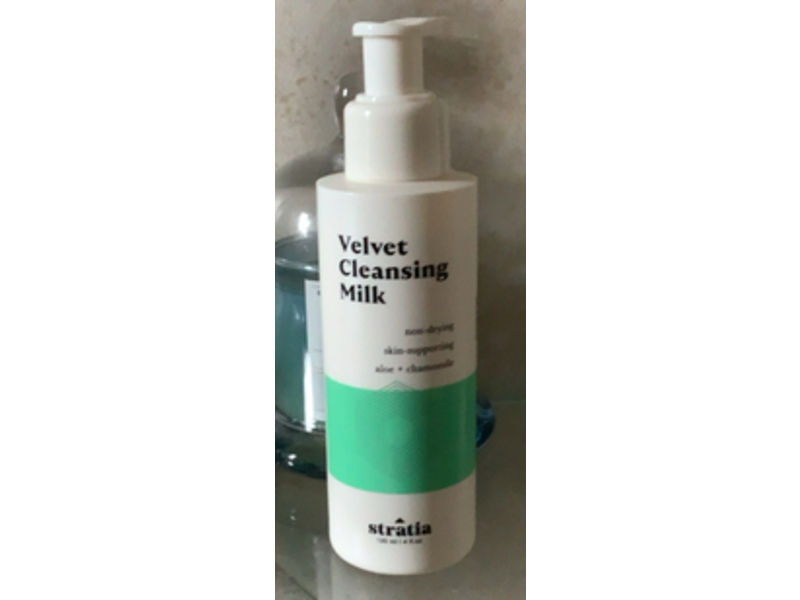 Stratia Velvet Cleansing Milk, Aloe + Chamomile, 4 fl oz/120 mL
