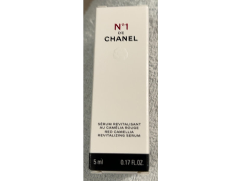 Chanel N°1 De Chanel Revitalizing Serum, 0.17 fl oz/5 mL