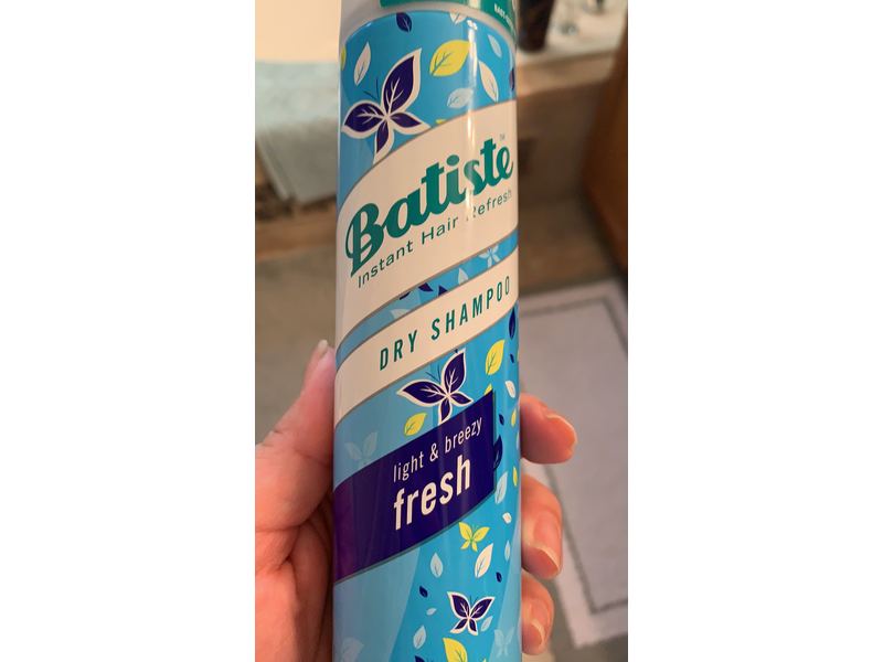 Batiste Dry Shampoo, Light & Breezy Fresh, 6.73 fl oz/200 mL