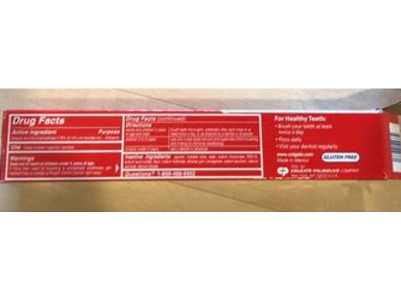 Colgate Baking Soda and Peroxide Whitening Toothpaste, Brisk Mint, 4 oz / 113 g