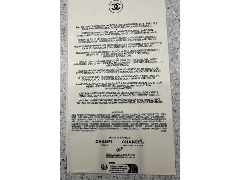 Chanel Les Beiges Water Fresh Tint, Medium Light, 1 fl oz/30 mL