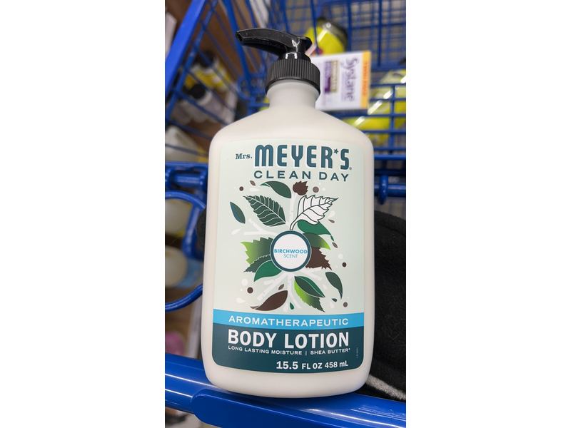Mrs. Meyer's Clean Day Body Lotion for Dry Skin, Birchwood Scent, 15.5 oz