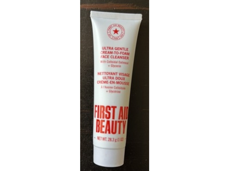 First Aid Beauty Ultra Gentle Cream-To-Foam Cleanser, Colloidal Oatmeal+Glycerin, 1 oz/28.3 g