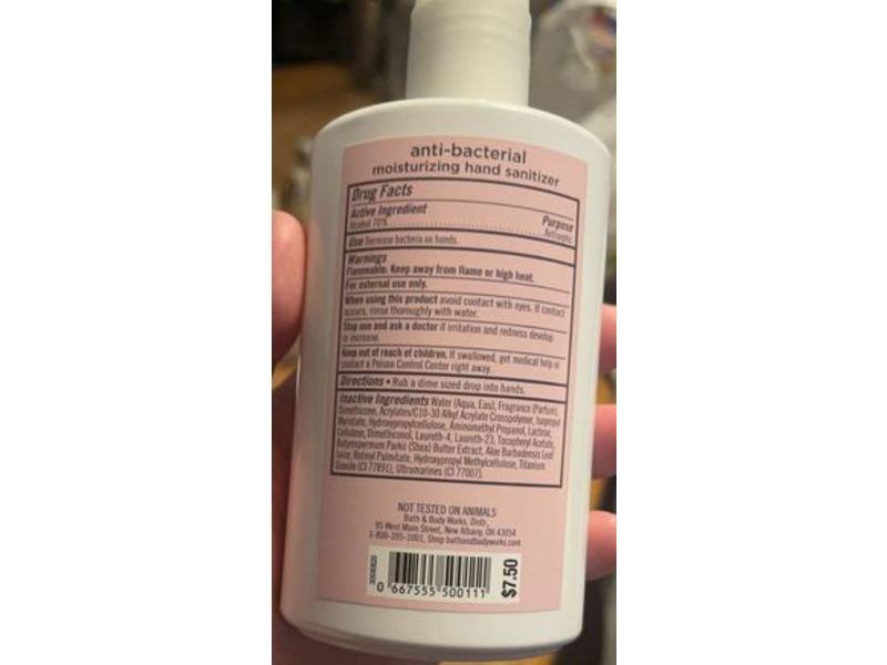 Bath & Body Works Anti-Bacterial Moisturizing Hand Sanitizer, Champagne Toast, 7.6 fl oz/225 mL, 2 Count