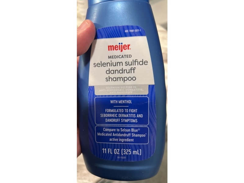 Meijer Medicated Selenium Sulfide Dandruff Shampoo, Menthol, 11 fl oz/325 mL