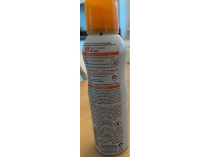 Garnier Ambre Solaire Ultra Light Dry Protection Mist High, SPF30, 200 mL