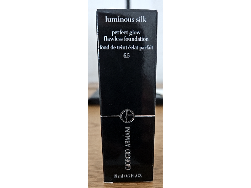 Giorgio Armani Luminous Silk Perfect Glow Flawless Foundation, 6.5, 0.6 fl oz/18 mL