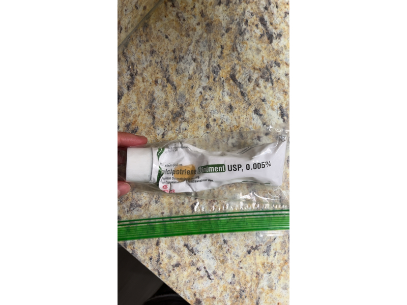 Calcipotriene Ointment USP, 0.005%, 60g, Glenmark (RX)