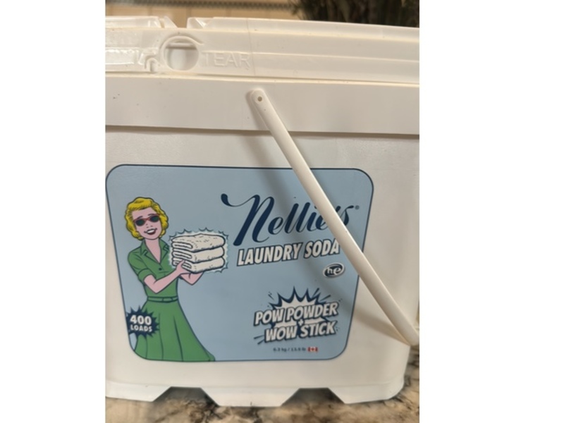 Nellie's Pow Powder + Wow Stick Laundry Soda, 400 Loads, 6.3 kg