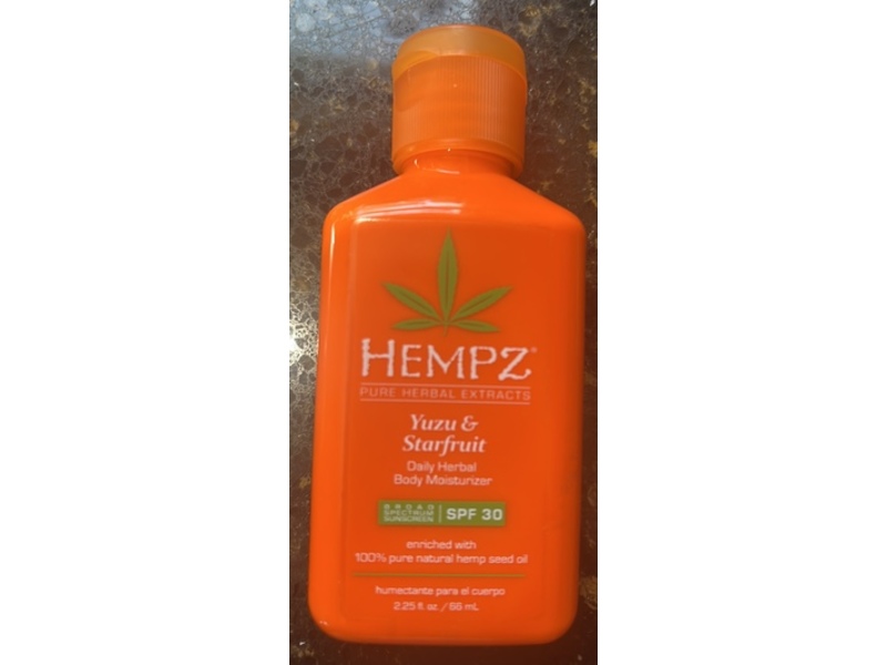 Hempz Daily Herbal Body Moisturizer, SPF 30, 2.25 fl oz/66 mL