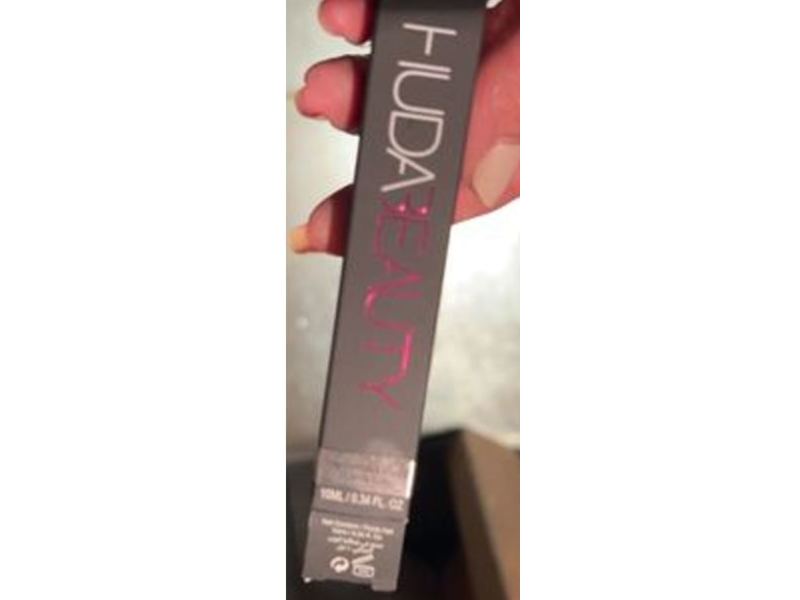 Huda Beauty The overachiever High Coverage Concealer Marshmallow