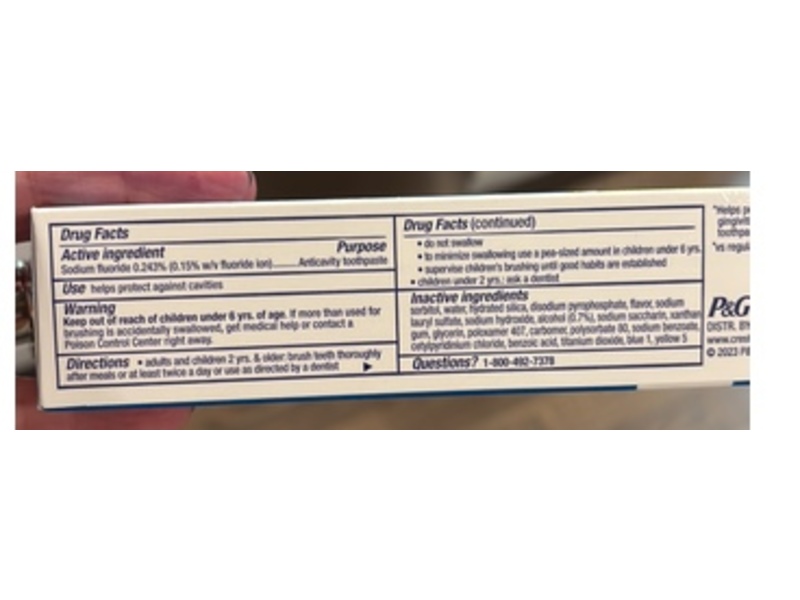 Crest Plus Anticavity + Whitening Fluoride Toothpaste, Long Lasting Mint, 4 oz/113 g