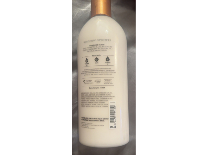 Bath & Body Works At The Beach Moisturizing Conditioner, Vitamin B5 + Aloe, 16 fl oz/473 mL
