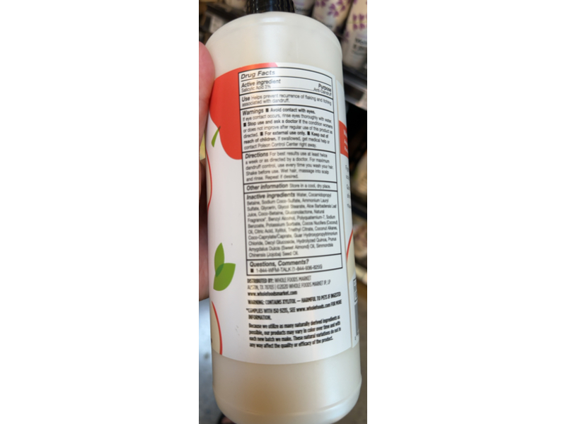 365 Whole Foods Market 2 In 1 Anti-Dandruff Scented Shampoo & Conditioner, Honeycrisp Apple, 32 fl oz/946 mL