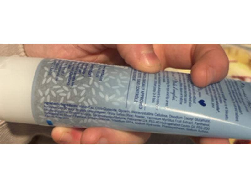 Nivea Smooth Rice Scrub, Organic Blueberry & Rice, 75 mL