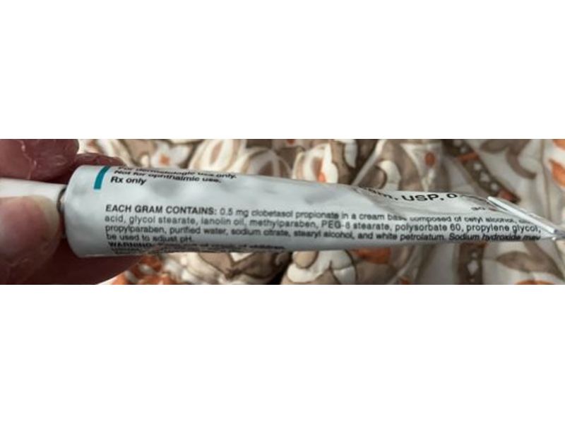 Clobetasol Propionate Cream, UPS, 0.05%, 30 g Akorn (RX)