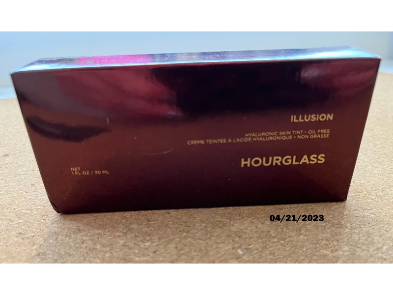 HourGlass Illusion Hyaluronic Skin Tint, 1 fl oz (30 mL)