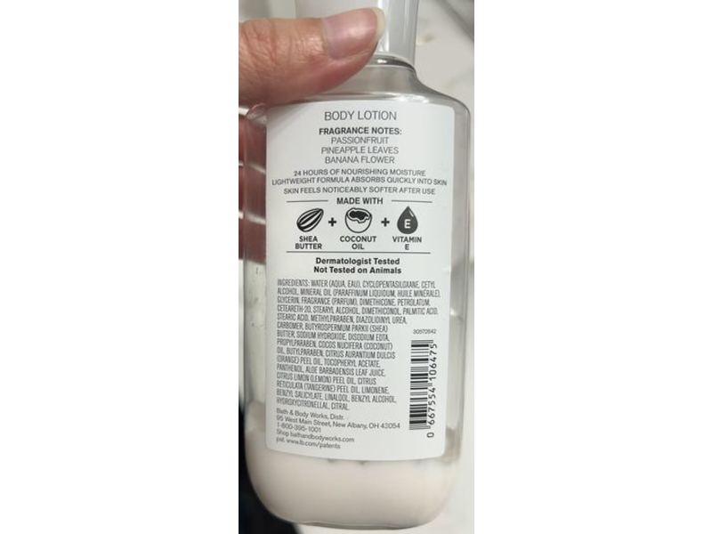 Bath & Body Works Bahamas Body Lotion, Passionfruit & Banana Flower, 8 fl oz/236 mL, Pack Of 2