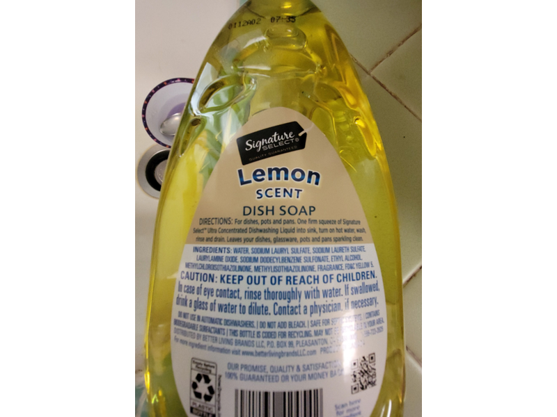 Signature Select Ultra Concentrated Dish Soap, Lemon Scent, 24 fl oz