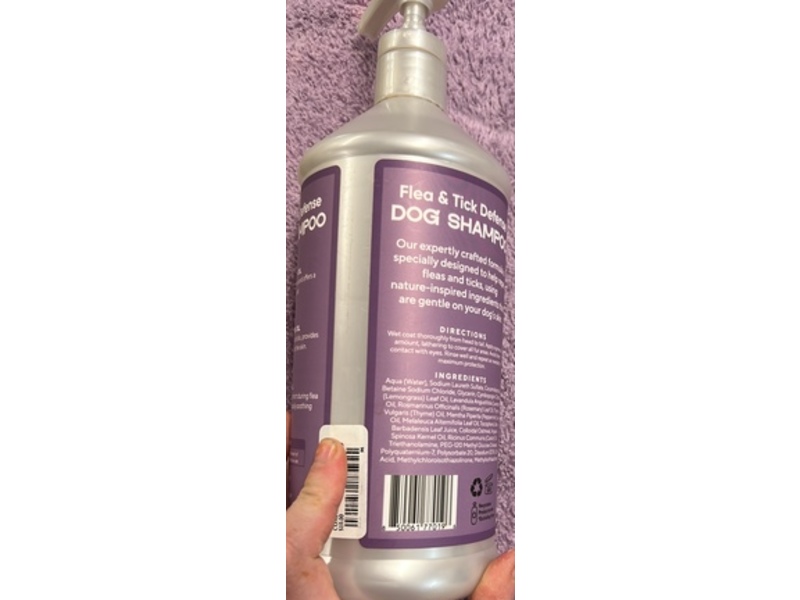 The Mane Authority Flea & Tick Defense Dog Shampoo, Lemongrass Oil Scent, 32 fl oz/960 mL