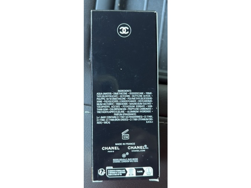 Chanel Ultrawear All Day Comfort Flawless Finish Foundation, BD21, 1 fl oz/30 mL