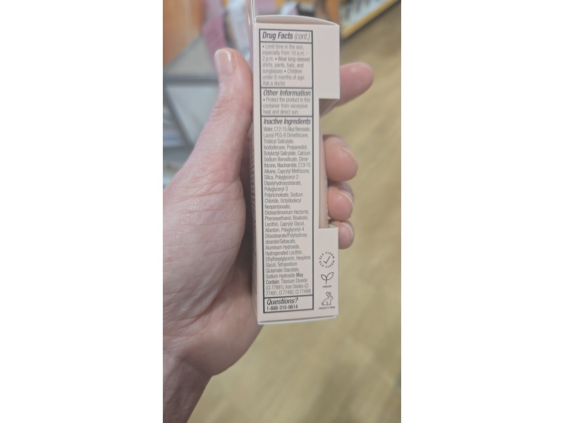 e.l.f. Halo Glow Skin Tint SPF 50, 4 Light Neutral, 1 fl oz (30 mL)