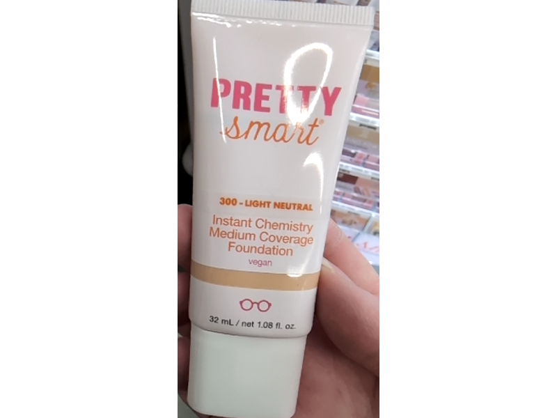 Pretty Smart Instant Chemistry Medium Coverage Foundation, 300 Light Neutral, 1.08 fl oz/32 mL