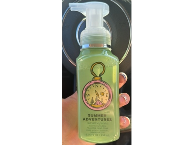 Bath & Body Works Gentle & Clean Foaming Hand Soap, Summer Adventures, 8.75 fl oz/259 mL