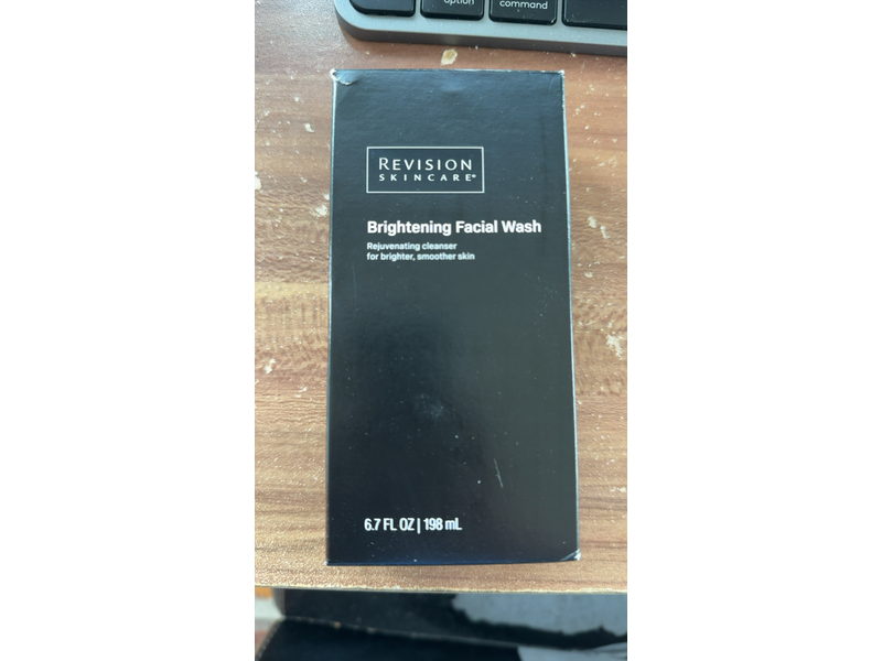 Revision Brightening Facial Wash, 6.7 fl oz/198 mL