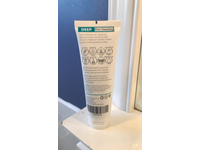 Cleure Exfoliating Facial Scrub, 6 fl oz (177.44 mL) - thumbnail 3