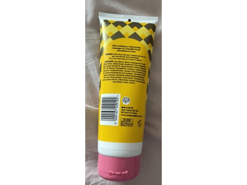 Soap & Glory Nourishing Body Lotion, Let's Get Tropical, 8.4 fl oz/250 mL
