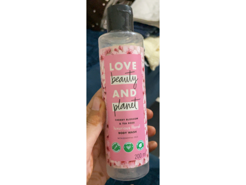 Love Beauty & Planet Luxurious Floral Body Wash, Cherry Blossom & Tea Rose, 200 mL