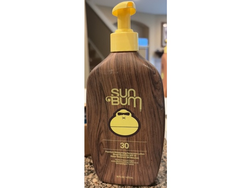 Sun Bum Premium Moisturizing Sunscreen Lotion, SPF 30, 16 fl oz/473 mL