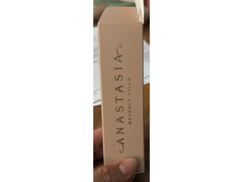 Anastasia Beverly Hills Impeccable Blurring Matte Liquid Foundation, 3.25N, 1.18 fl oz/35 mL