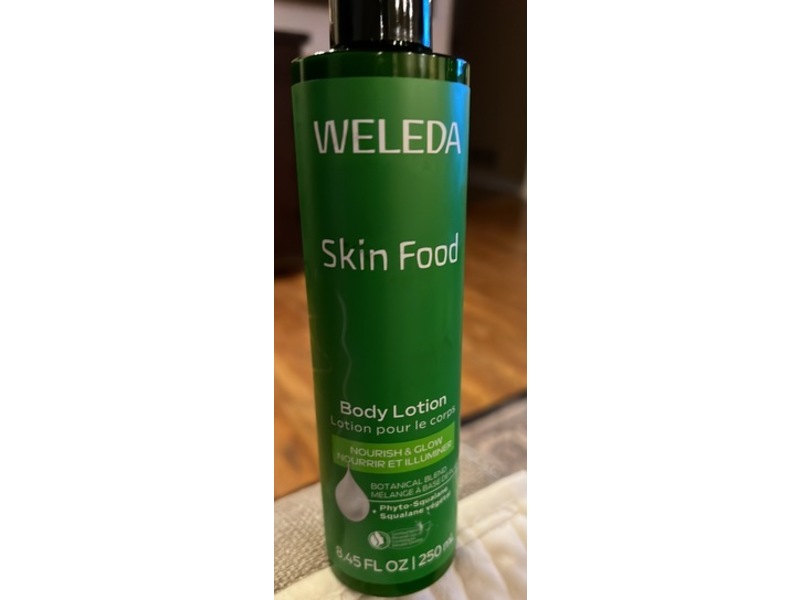 Weleda Skin Food Body Lotion, 8.45 fl oz/250 mL
