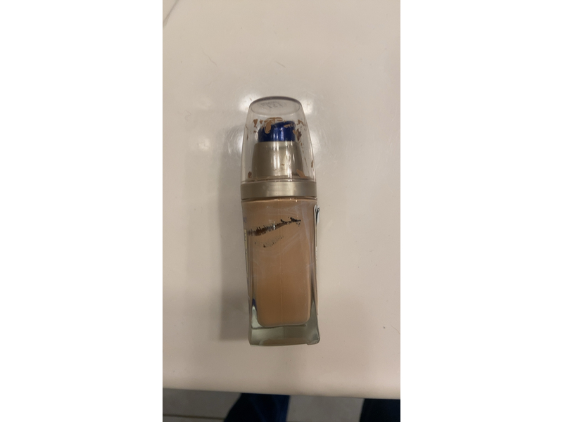 L'Oreal Paris Visible Lift Serum Absolute Advanced Age-Reversing Makeup, Natural Beige, 1.0 Ounces