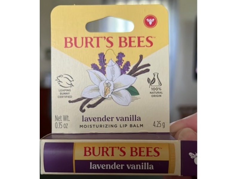 Burt's Bees Moisturizing Lip Balm, Lavender Vanilla, 0.15 oz/4.25 g