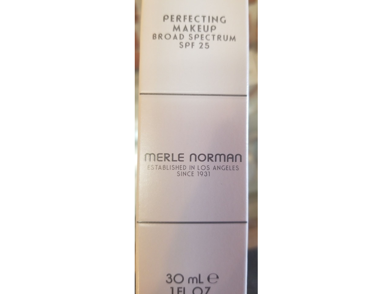 Merle Norman Perfecting Makeup, SPF 25, Vanilla, 1 fl oz/30 mL