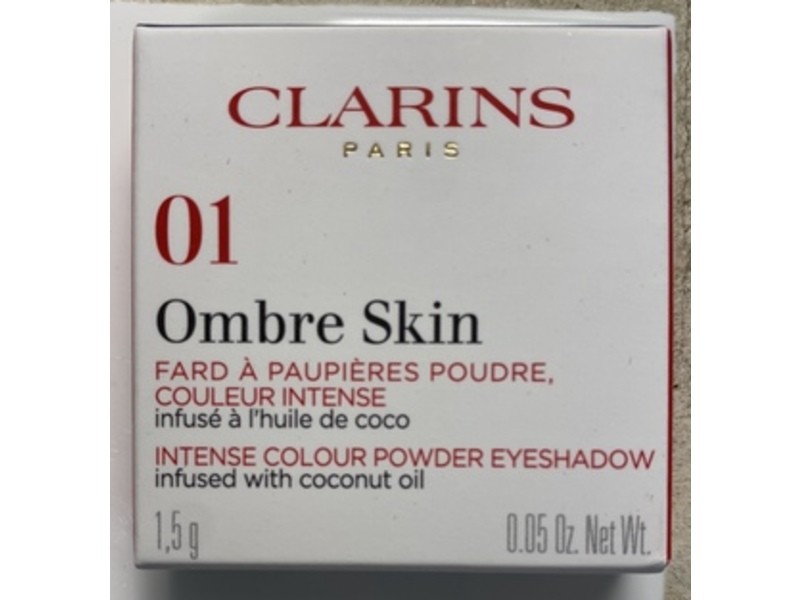 Clarins Ombre Skin Intense Colour Powder Eyeshadow, 01 Matte Ivory, 0.05 oz/1.5 g