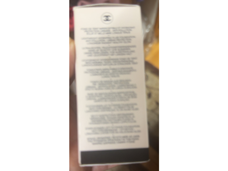 Chanel Les Beiges Healthy Glow Foundation, BD01, 1 fl oz/30 mL