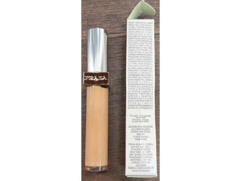 Prada Blurring + Micro-Correcting Concealer, MW5, 0.27 fl oz/8 mL