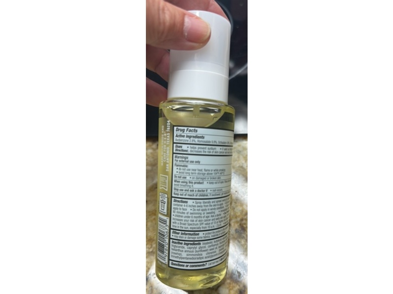 H.E.B Sunscreen Baby Oil, SPF 30, 5.4 fl oz/160 mL