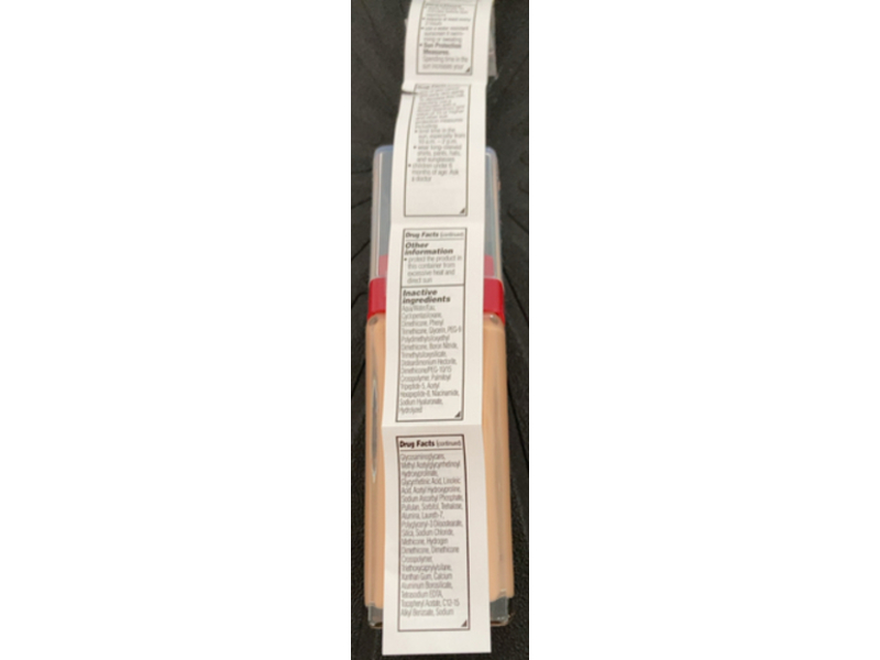 Revlon Age Defying 3X Sunscreen Foundation, 30 Soft Beige, SPF 20, 1.0 fl oz/30 mL