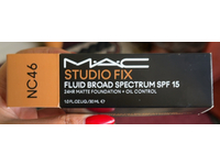 M.A.C Studio Fix Fluid Matte Foundation + Oil Control, SPF 15, NC46, 1 fl oz/30 mL - Image 3