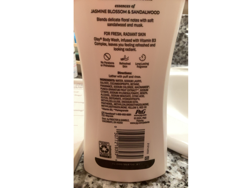 Olay Body Wash, Jasmine Blossom & Sandalwood, 23.6 fl oz/700 mL