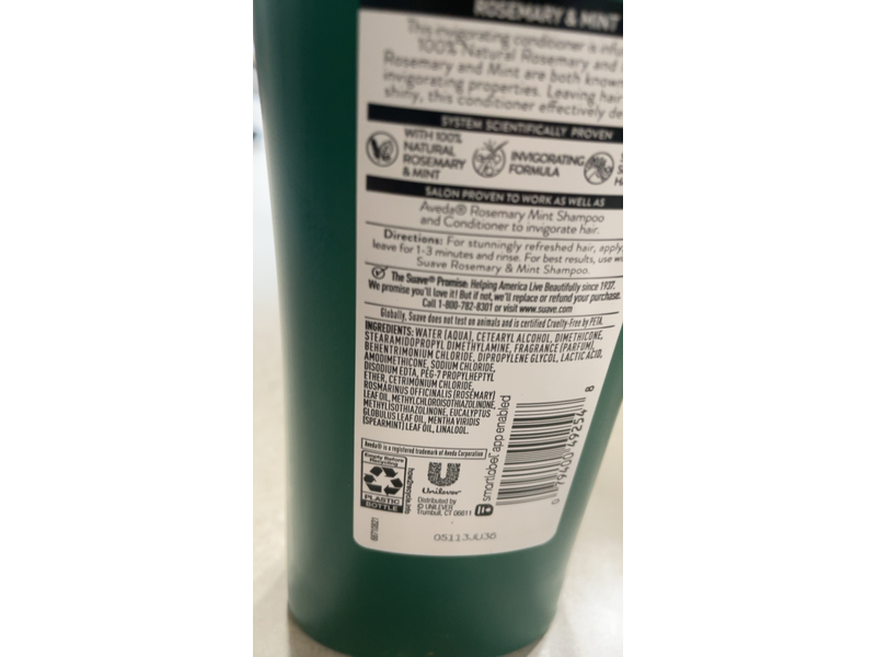 Suave Professionals Invigorating Conditioner, Rosemary + Mint, 18 fl oz/532 mL