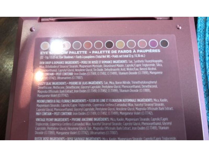 ULTAbeauty Blushing Blooms Eye Shadow Palette, 0.36 oz