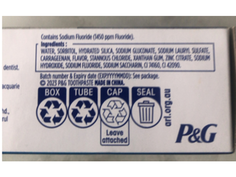 Oral-B Pro Health Complete Defence System Deep Clean Toothpaste, Mint, 110 g