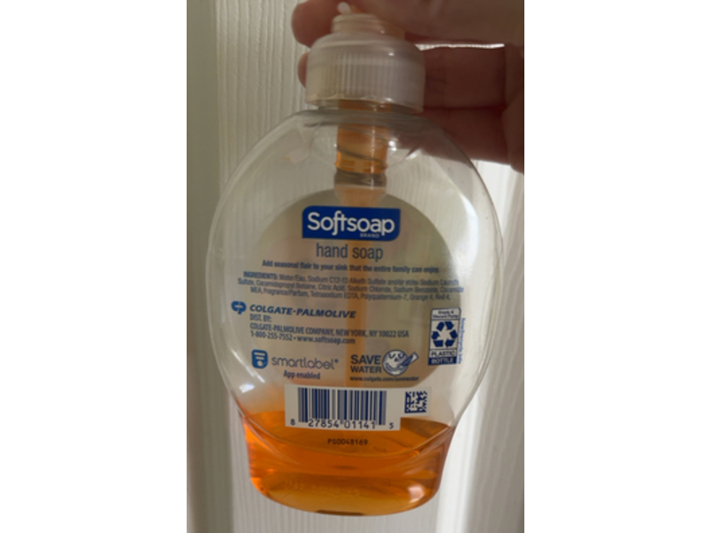 Softsoap Liquid Hand Soap, Festive Fall Pumpkin Scent, 7.5 fl oz/221 mL