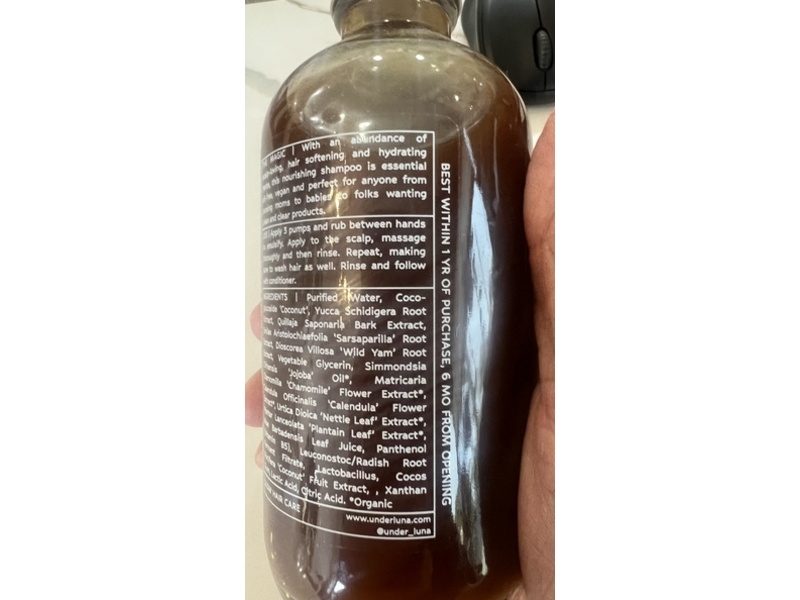 Under Luna Clear Shampoo, 8 oz/236 mL
